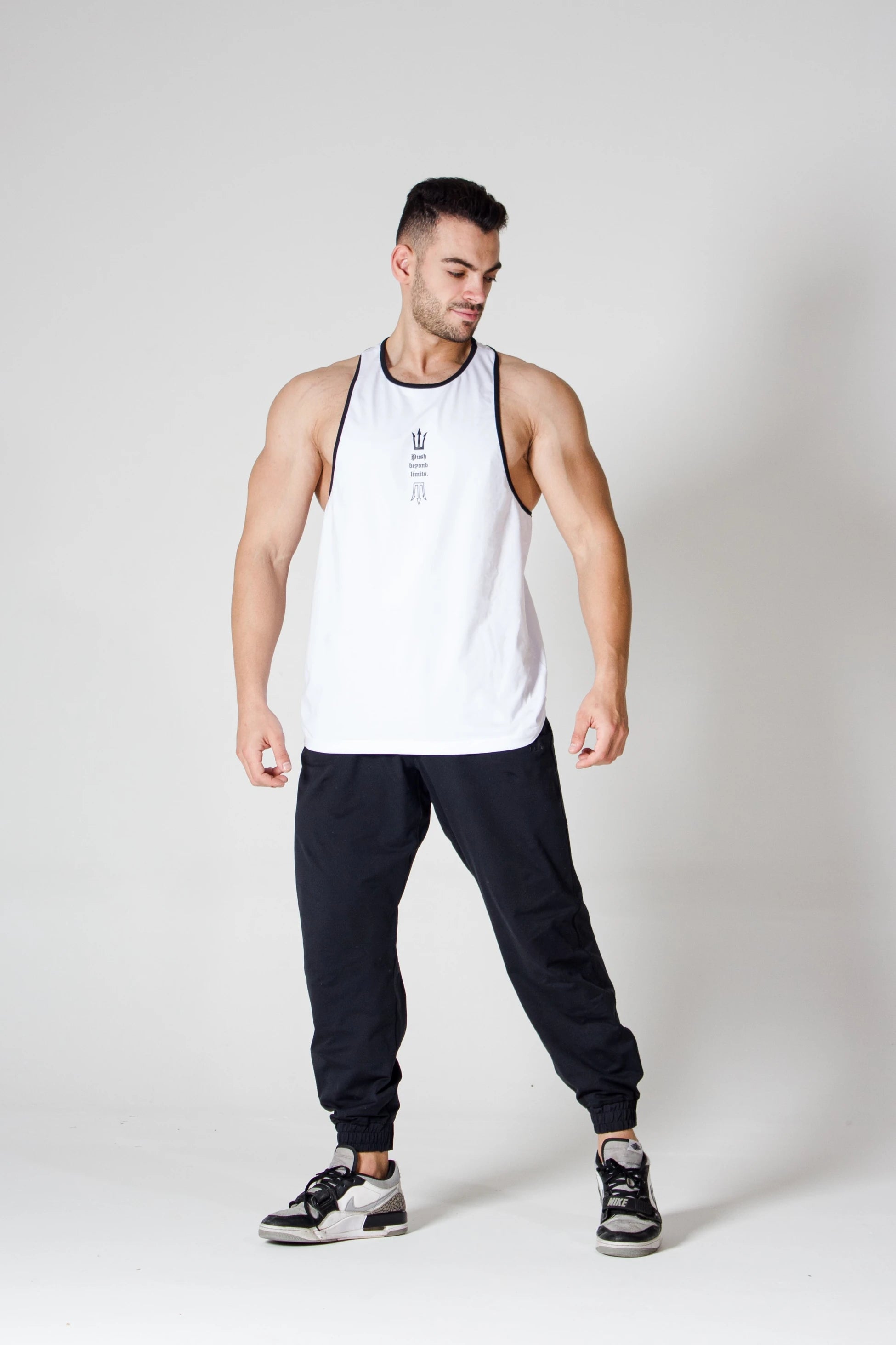 Push Beyond Limit Oversize Atlet